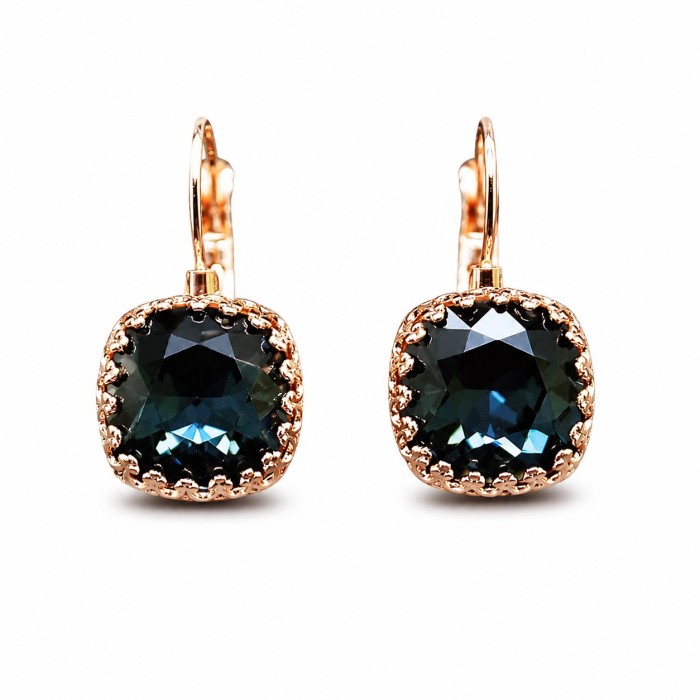Auskari „Vintage V (Graphite)“ ar Swarovski® kristāliem