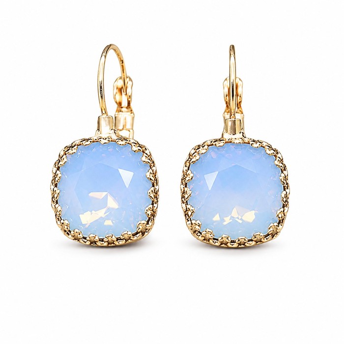 Auskari „Vintage V (Air Blue Opal)“ ar Swarovski® kristāliem