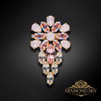 Broša "Mirteļ (Rose Water Opal / Light Rose Shimmer)" ar Swarovski™ kristāliem