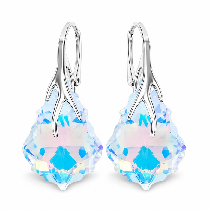Sudraba auskari „Baroka VI (Aurora Borealis)“ ar Swarovski® kristāliem