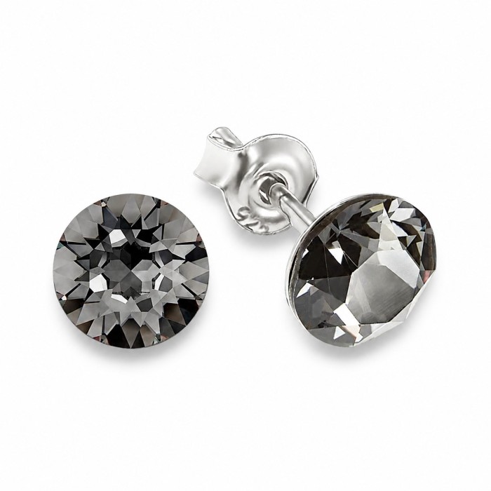 Sudraba komplekts sievietēm „Klasika (Silver Night)“ ar Swarovski® kristāliem