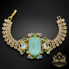 Aproce "Aurora (Soft Mint Ignite / Moonlight / Reinvented Peridot / Aurora Boreale)" ar Swarovski™ kristāliem