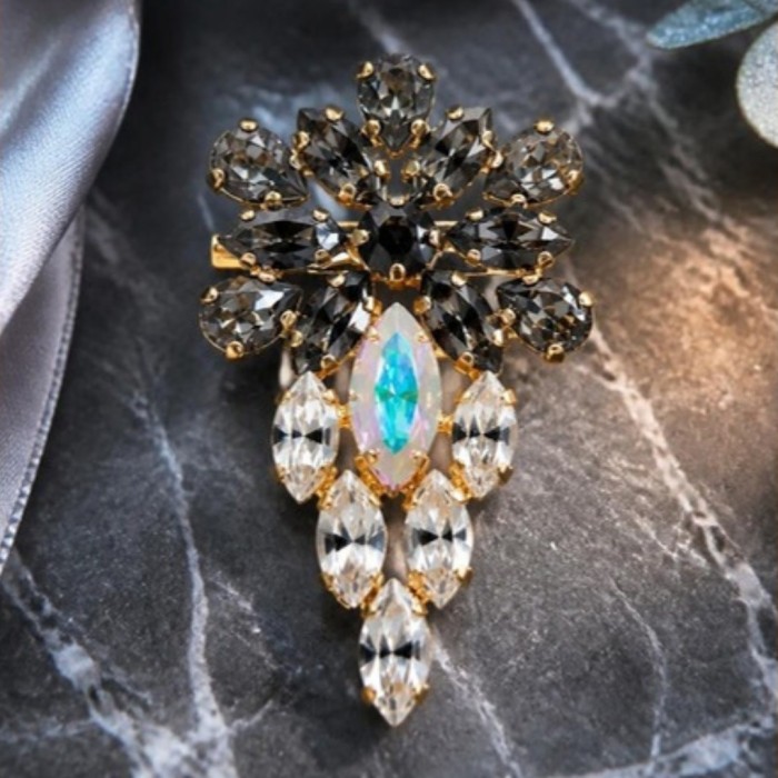 Broša „Mirtele“ ar Swarovski® kristāliem