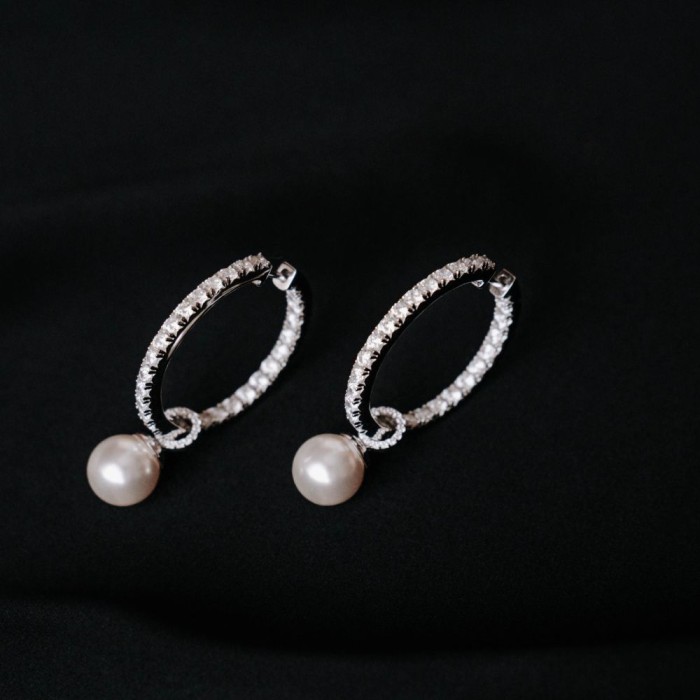 Sidabriniai auskarai „Galos XVII“ su Swarovski® kristalais